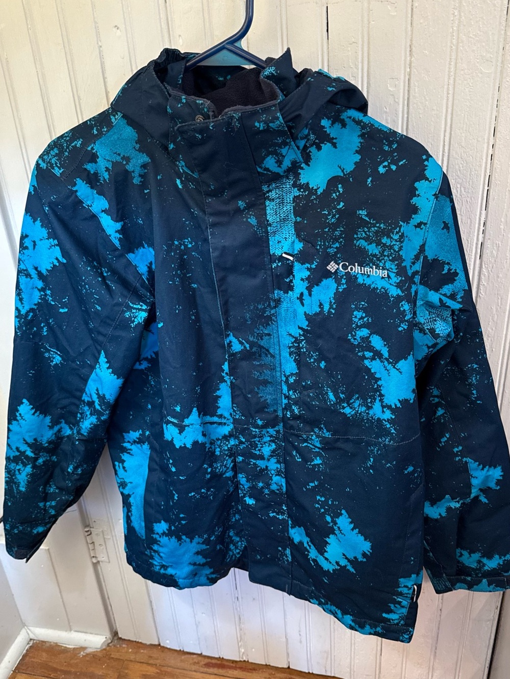 Columbia Kids Blue and Black Patterned Hooded Rain Jacket